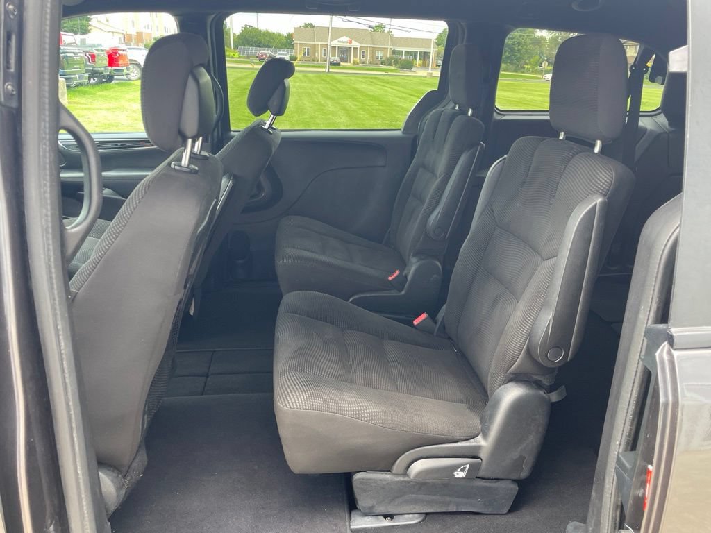 Used 2020 Dodge Grand Caravan SE FWD image 10
