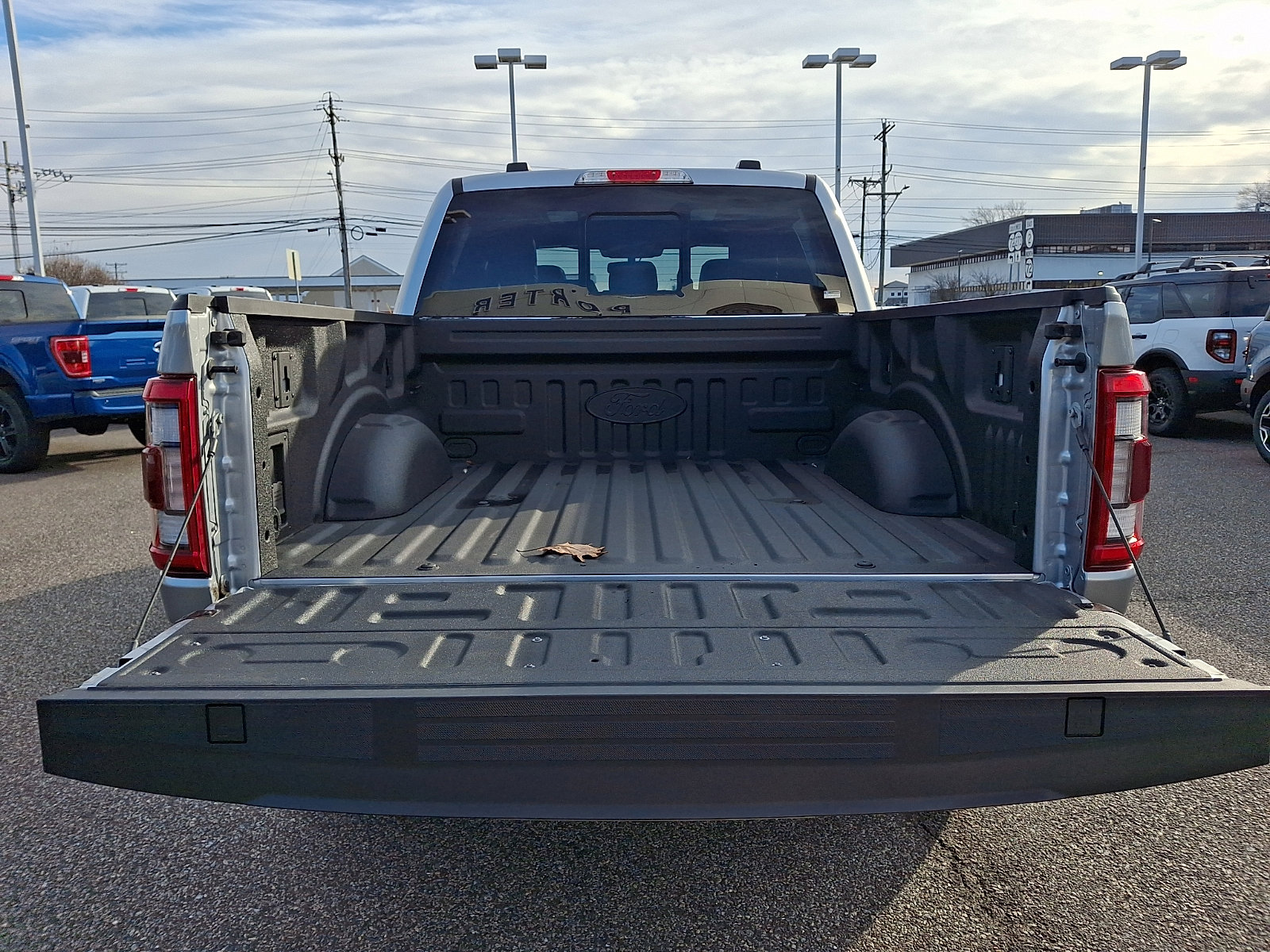 Certified 2023 Ford F150 Lariat w/ Equipment Group 502A High image 30