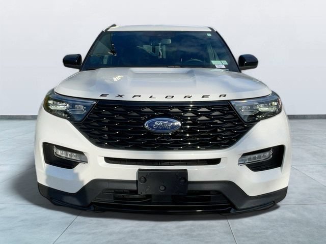 Certified 2023 Ford Explorer ST-Line w/ Class IV Trailer Tow Package AWD/4WD image 2
