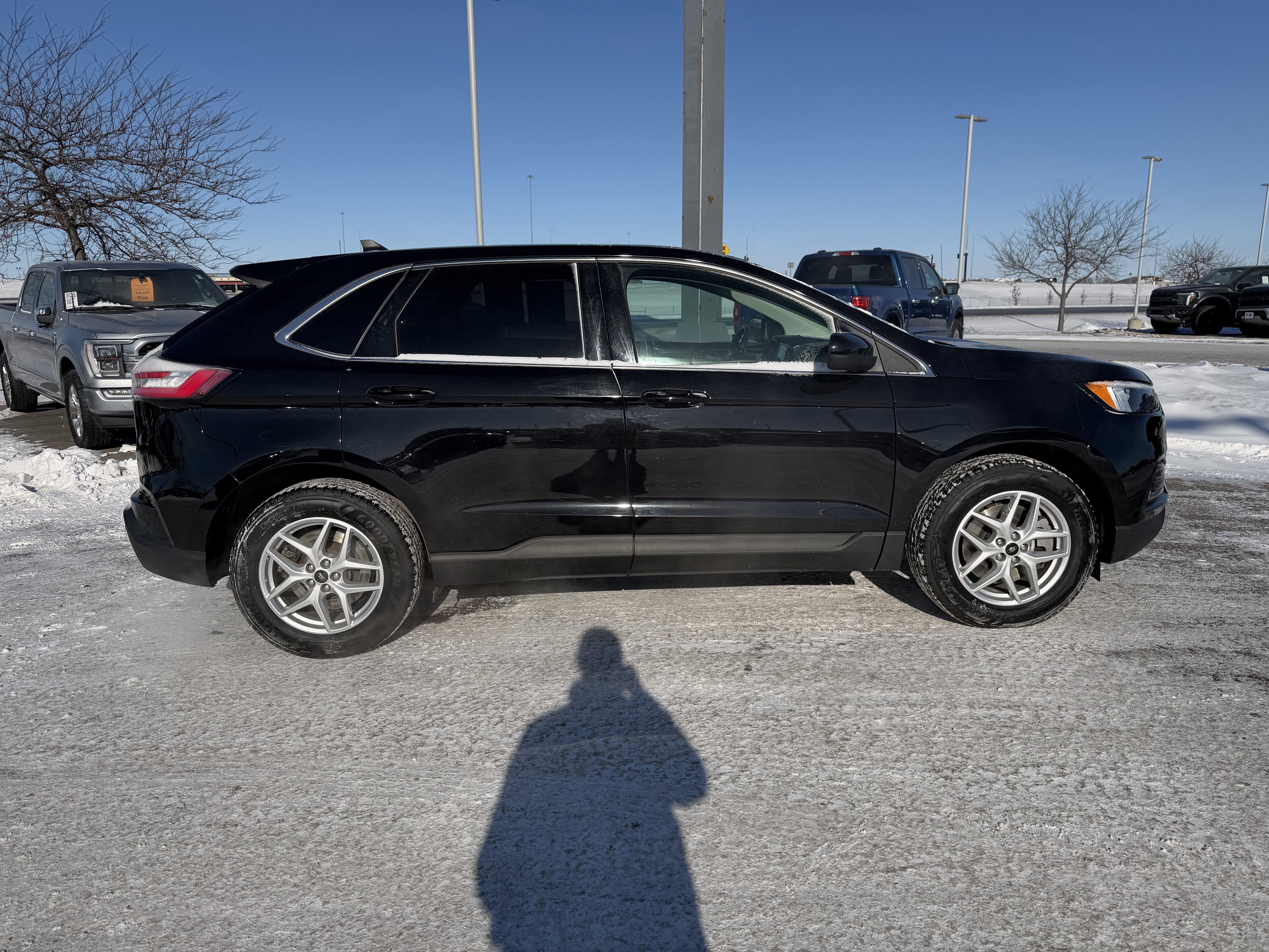 Certified 2024 Ford Edge SEL image 6