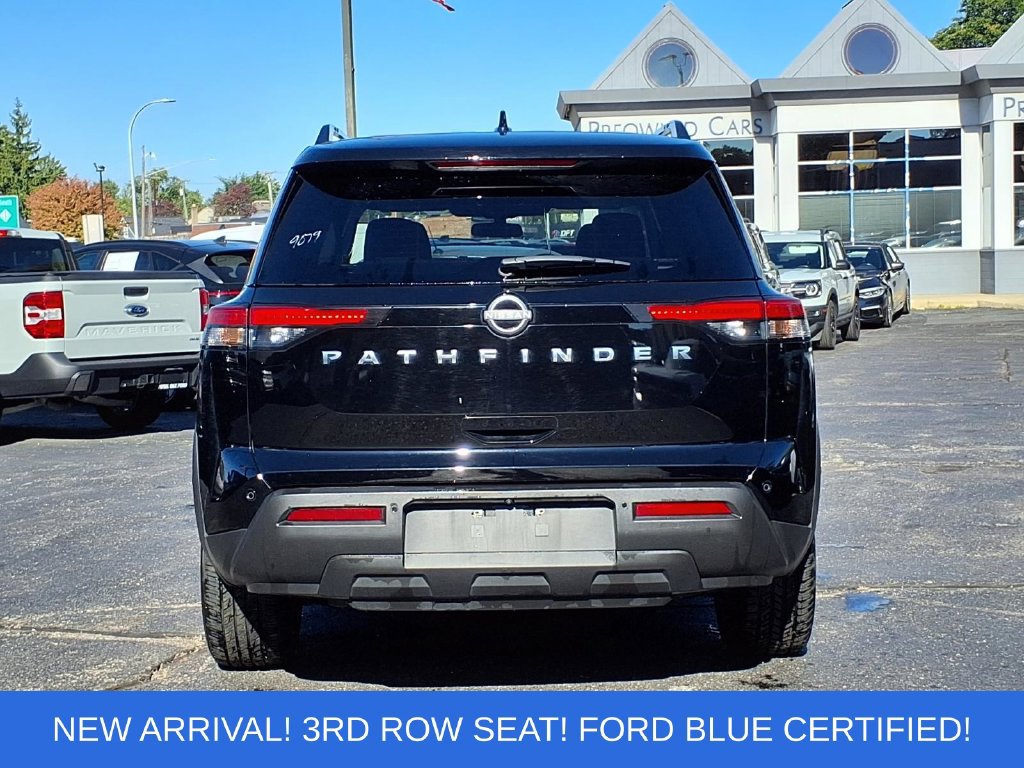 Used 2025 Nissan Pathfinder SV FWD image 24