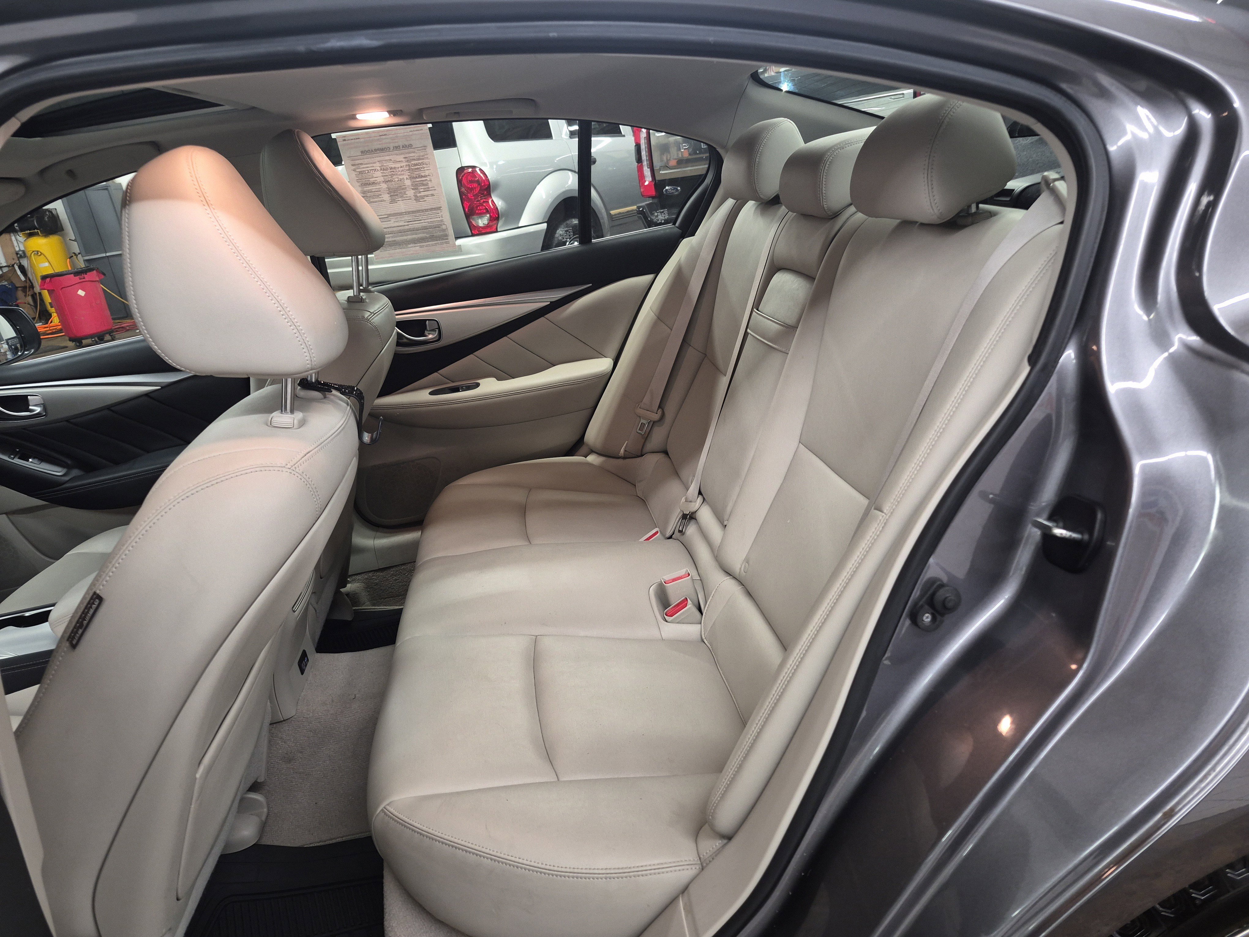 Used 2020 INFINITI Q50 Luxe w/ Essential Package (3.0T Luxe) image 17