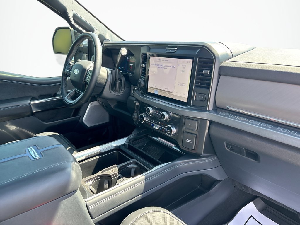 Certified 2025 Ford F250 Platinum AWD/4WD image 14