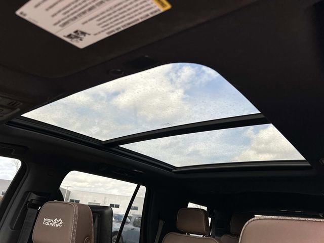 Used 2024 Chevrolet Tahoe High Country image 39