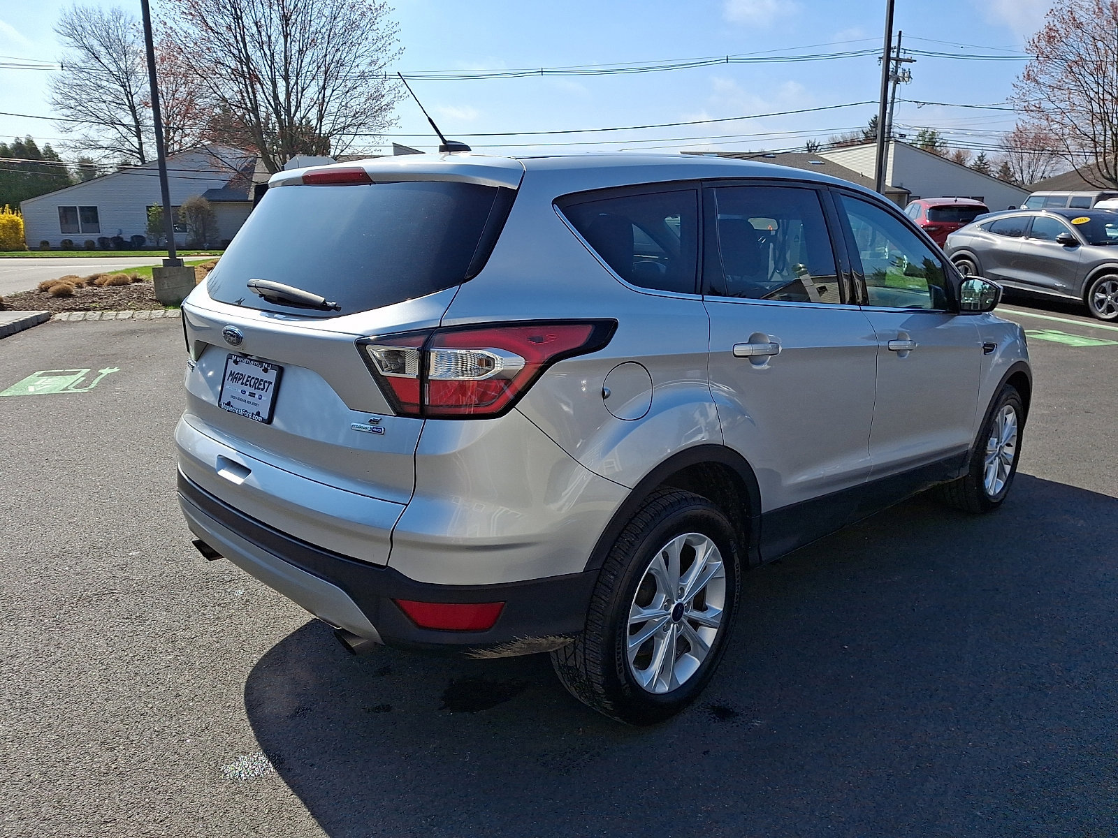 Certified 2017 Ford Escape SE w/ SE Cold Weather Package AWD/4WD image 5
