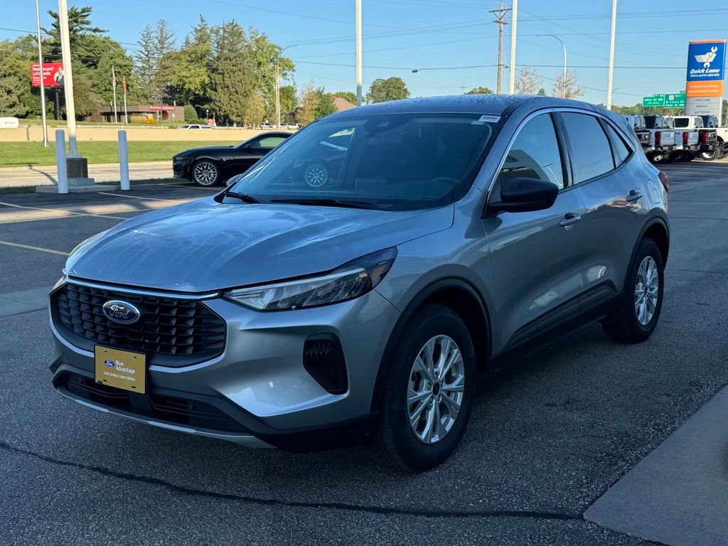 Certified 2024 Ford Escape Active AWD/4WD image 39