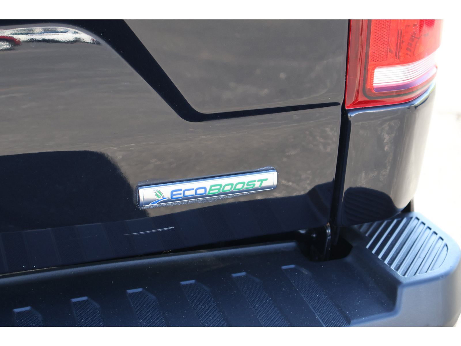 Certified 2019 Ford F150 XL w/ Equipment Group 101A Mid RWD image 10