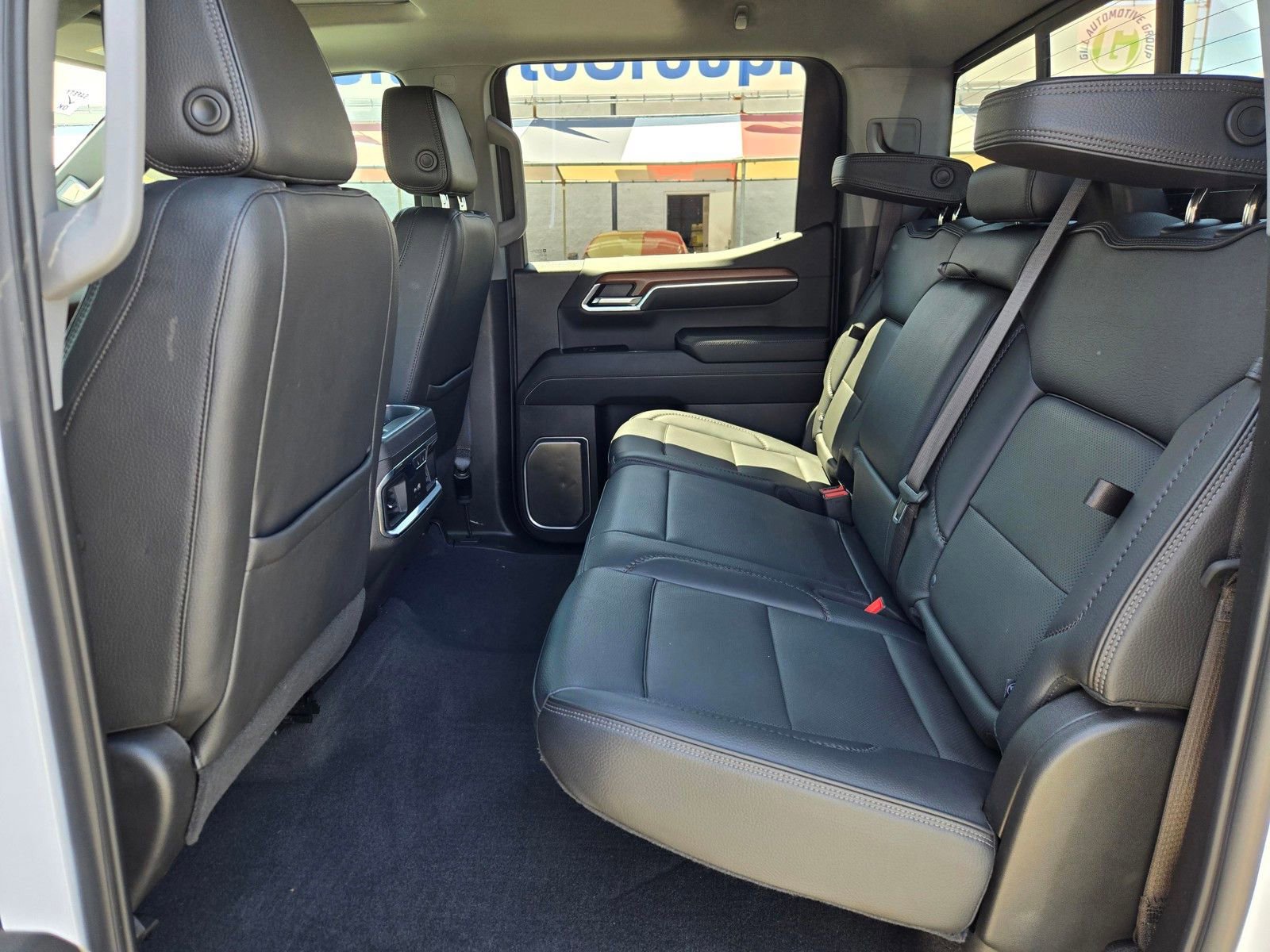 Used 2023 GMC Sierra 1500 Denali w/ Denali Reserve Package AWD/4WD image 12