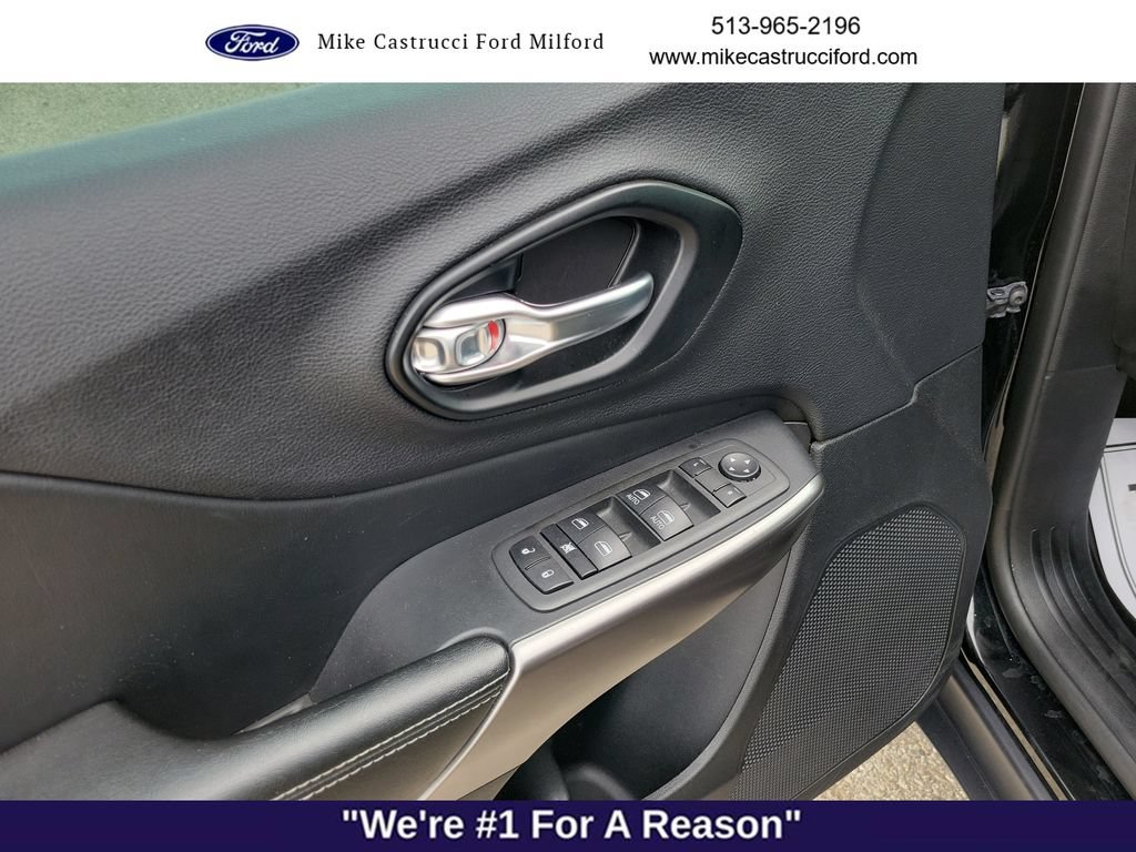 Used 2021 Jeep Cherokee Latitude Lux AWD/4WD image 20
