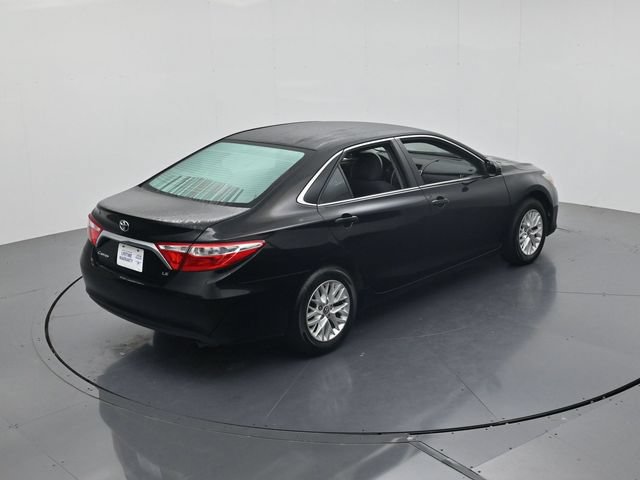 Used 2017 Toyota Camry LE FWD image 41