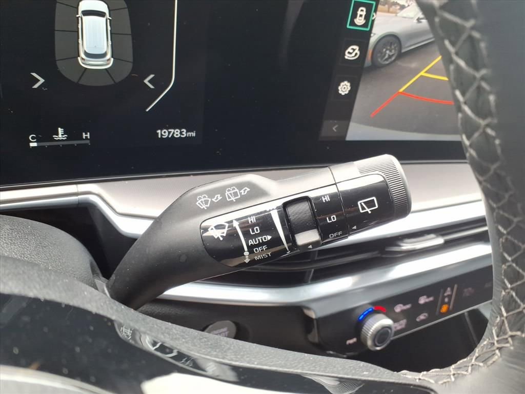Used 2024 Kia Sorento SX image 26
