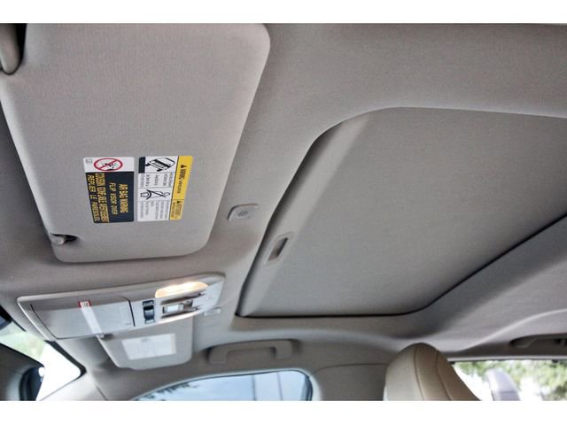 Used 2023 Toyota Highlander XLE FWD image 30