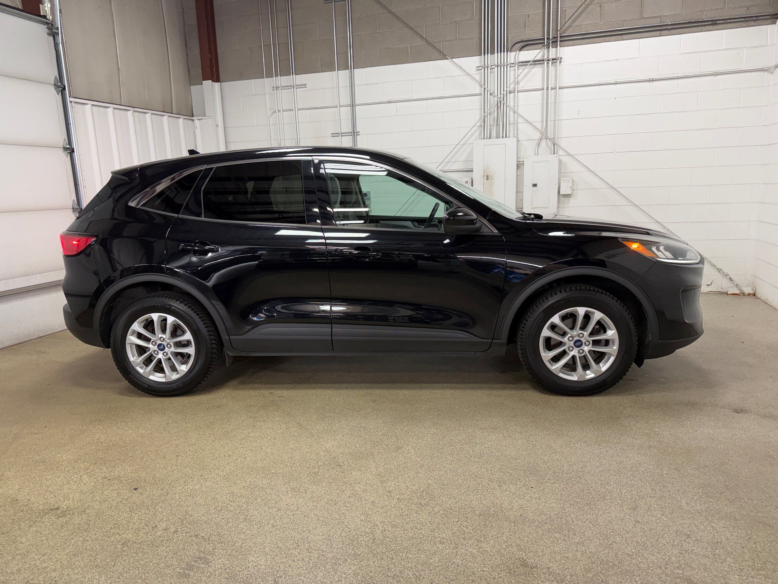Certified 2020 Ford Escape SE AWD/4WD image 7