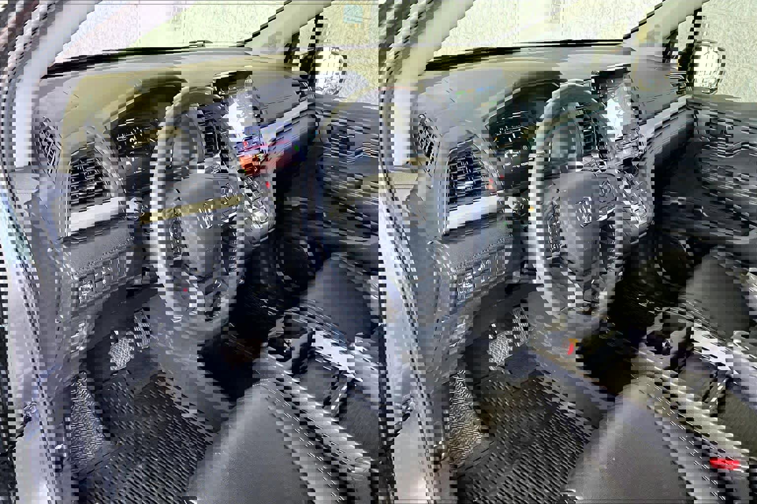 Used 2024 Honda Odyssey EX-L image 17