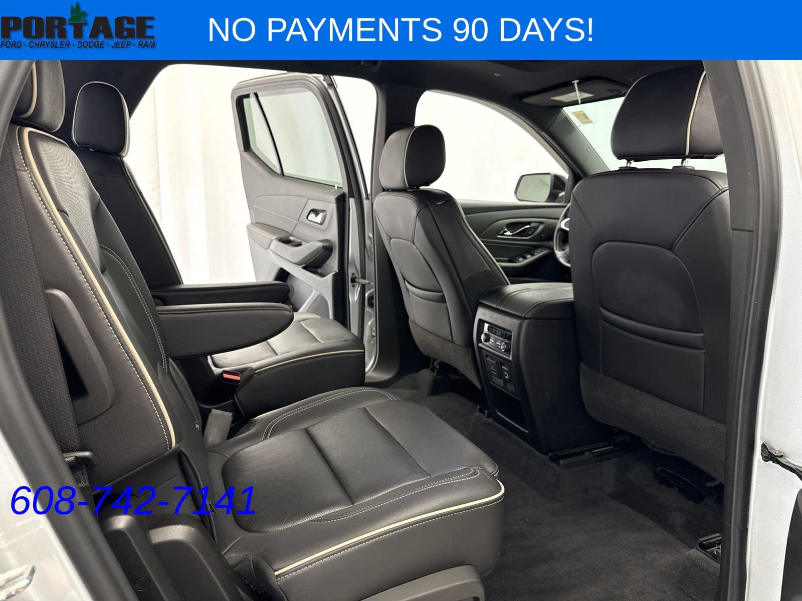 Used 2022 Chevrolet Traverse Premier w/ Redline Edition AWD/4WD image 34