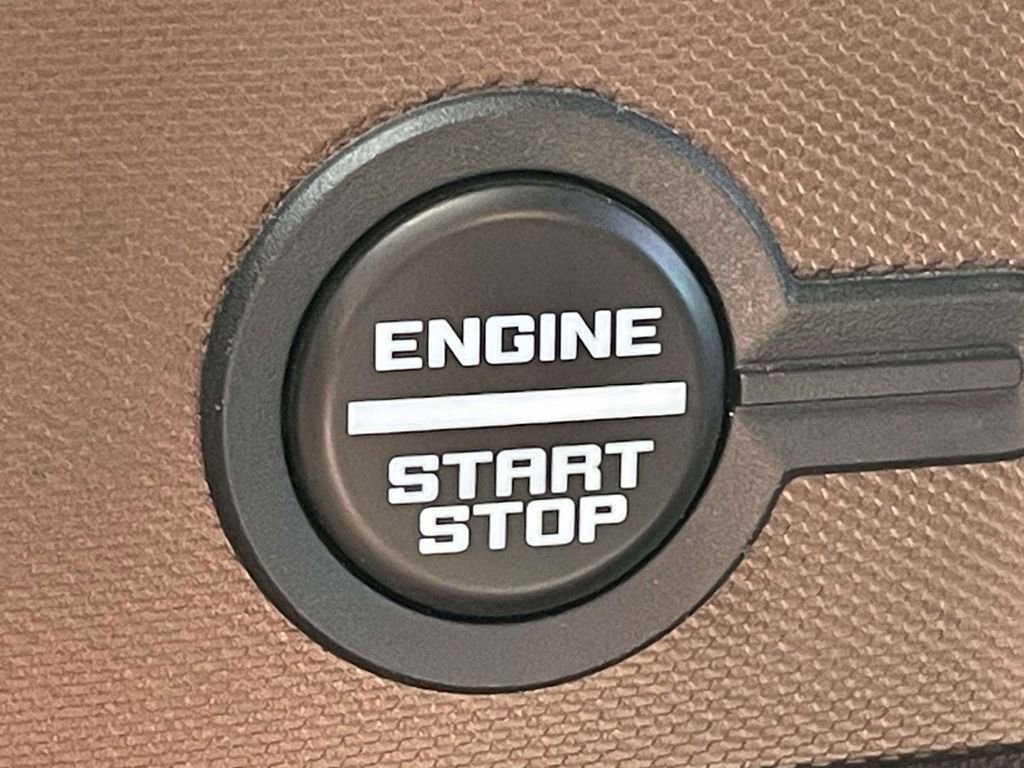 Certified 2023 Ford Bronco Outer Banks image 24