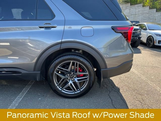 Certified 2025 Ford Explorer ST w/ Sun And Sound Package AWD/4WD image 10