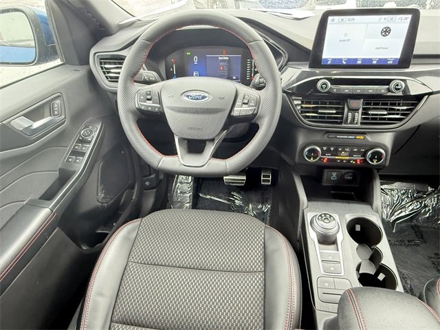 Certified 2023 Ford Escape ST-Line Select w/ Class II Trailer Tow Package image 8