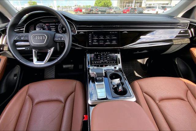 Used 2023 Audi Q8 Prestige AWD/4WD image 16