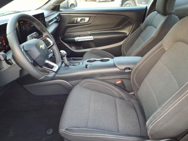 Certified 2024 Ford Mustang Coupe RWD image 9