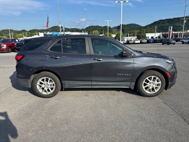 Used 2022 Chevrolet Equinox LS w/ LS Convenience Package FWD image 7