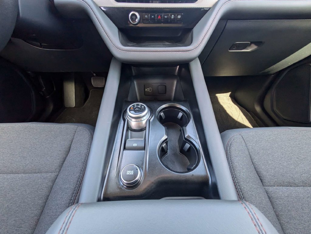 Certified 2026 Ford Explorer Active RWD image 23