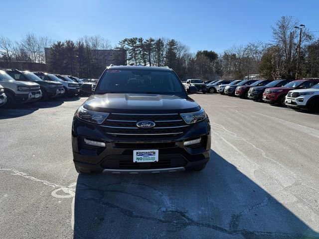 Certified 2022 Ford Explorer XLT w/ Equipment Group 202A image 8