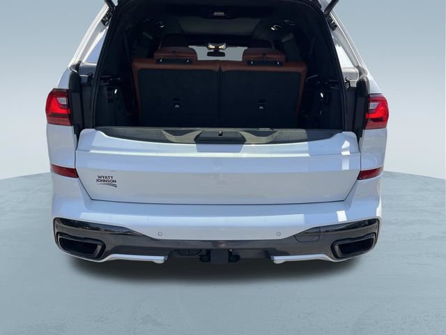 Used 2021 BMW X7 M50i AWD/4WD image 16
