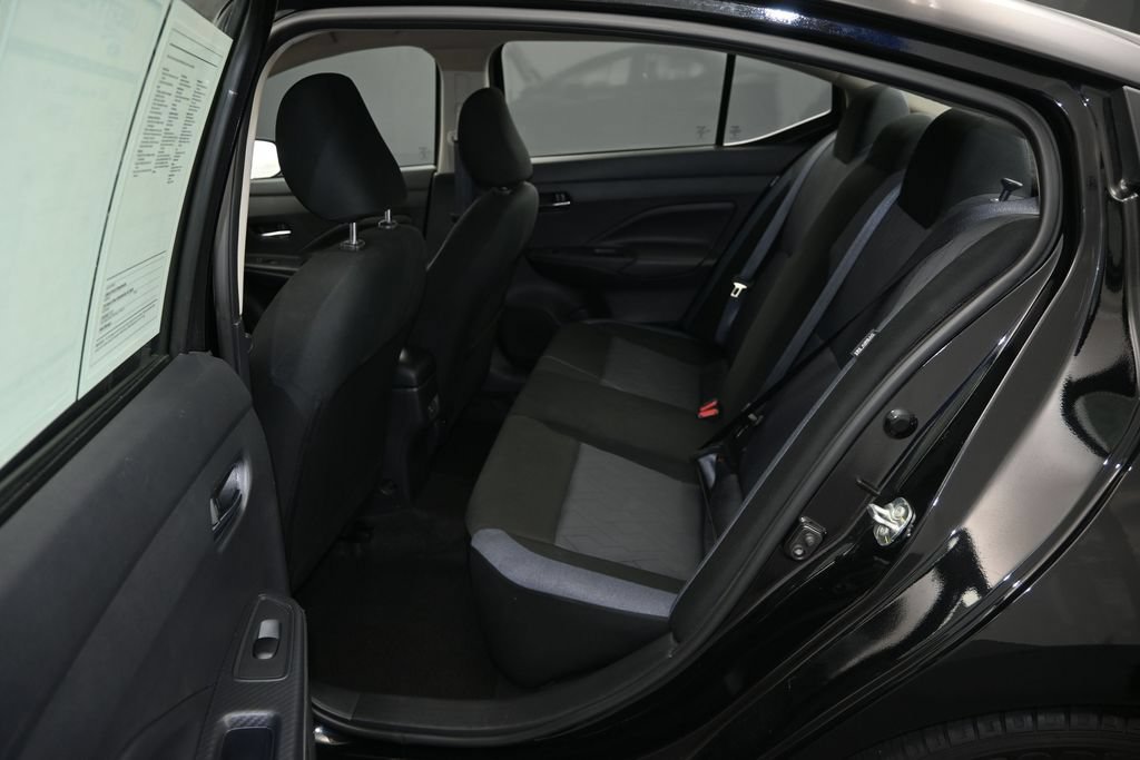Used 2025 Nissan Versa SV FWD image 18