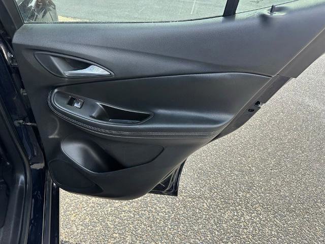 Used 2021 Buick Encore GX Select w/ Advanced Technology Package image 18