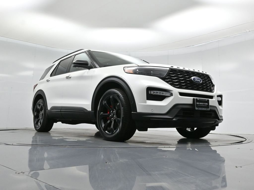 Certified 2021 Ford Explorer ST w/ Equipment Group 401A image 5