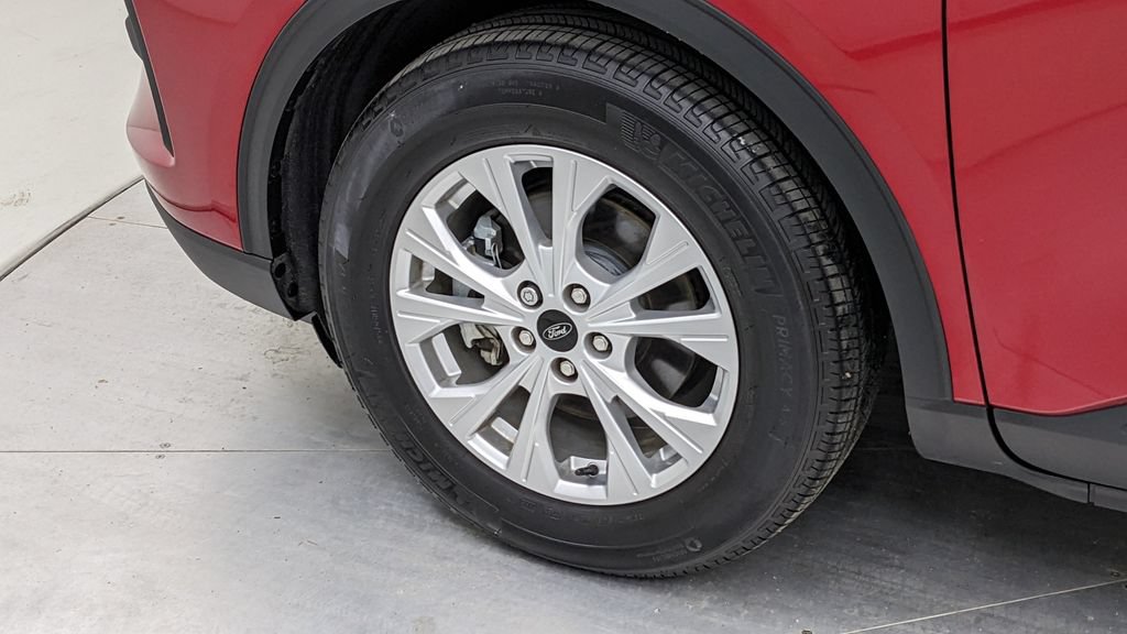 Certified 2023 Ford Escape Active w/ Tech Pack #2 FWD image 4