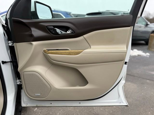 Used 2017 GMC Acadia Denali w/ Technology Package image 19