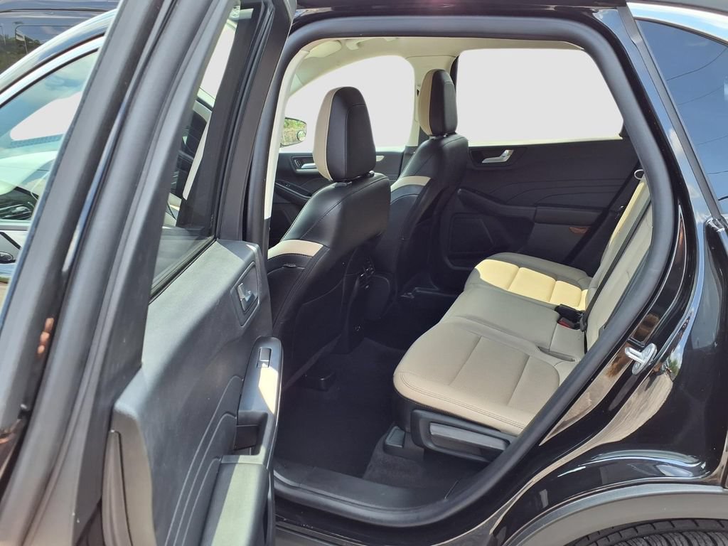 Certified 2022 Ford Escape SEL AWD/4WD image 27