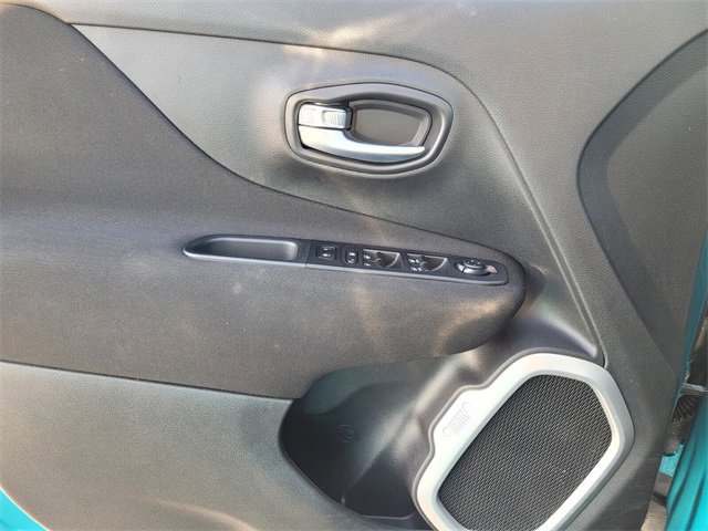 Used 2021 Jeep Renegade Sport w/ Sport Appearance Group image 23