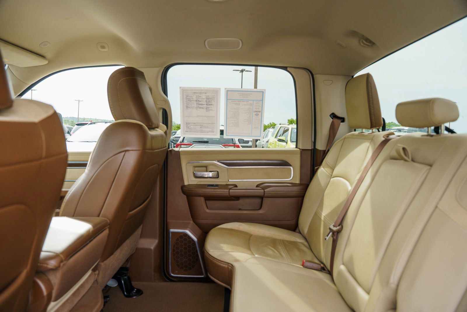 Used 2023 RAM 3500 Laramie image 28