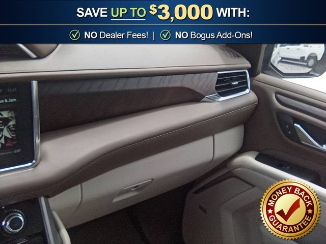 Used 2023 GMC Yukon Denali RWD image 17