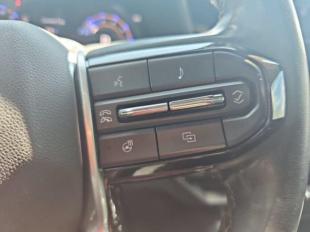 Used 2025 Chevrolet Colorado Trail Boss AWD/4WD image 16