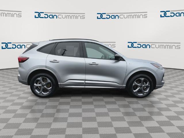 Certified 2024 Ford Escape ST-Line image 9