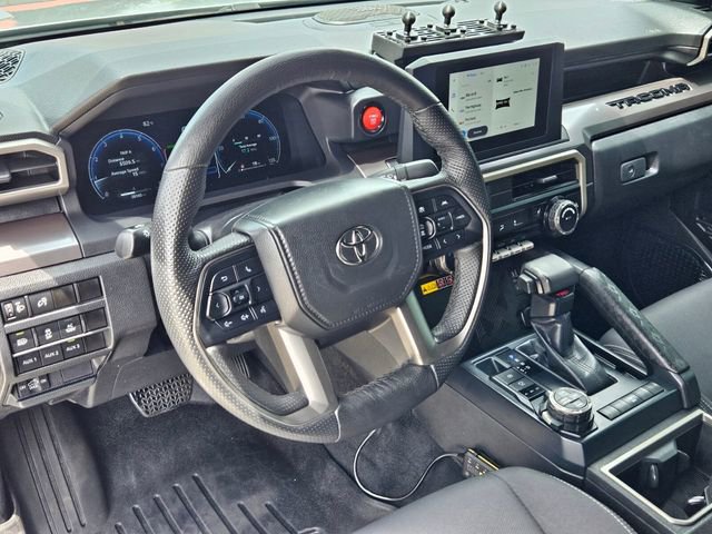 Used 2024 Toyota Tacoma TRD Off-Road w/ TRD Off Road Upgrade Package AWD/4WD image 40