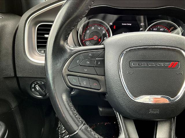 Used 2022 Dodge Charger SXT RWD image 11