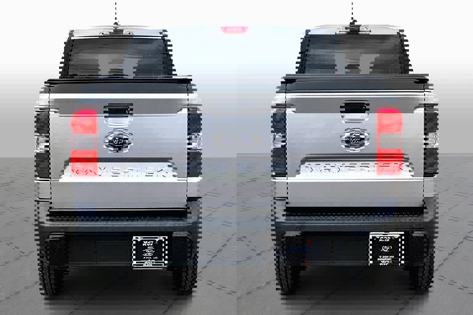 Certified 2023 Ford Maverick XL image 2