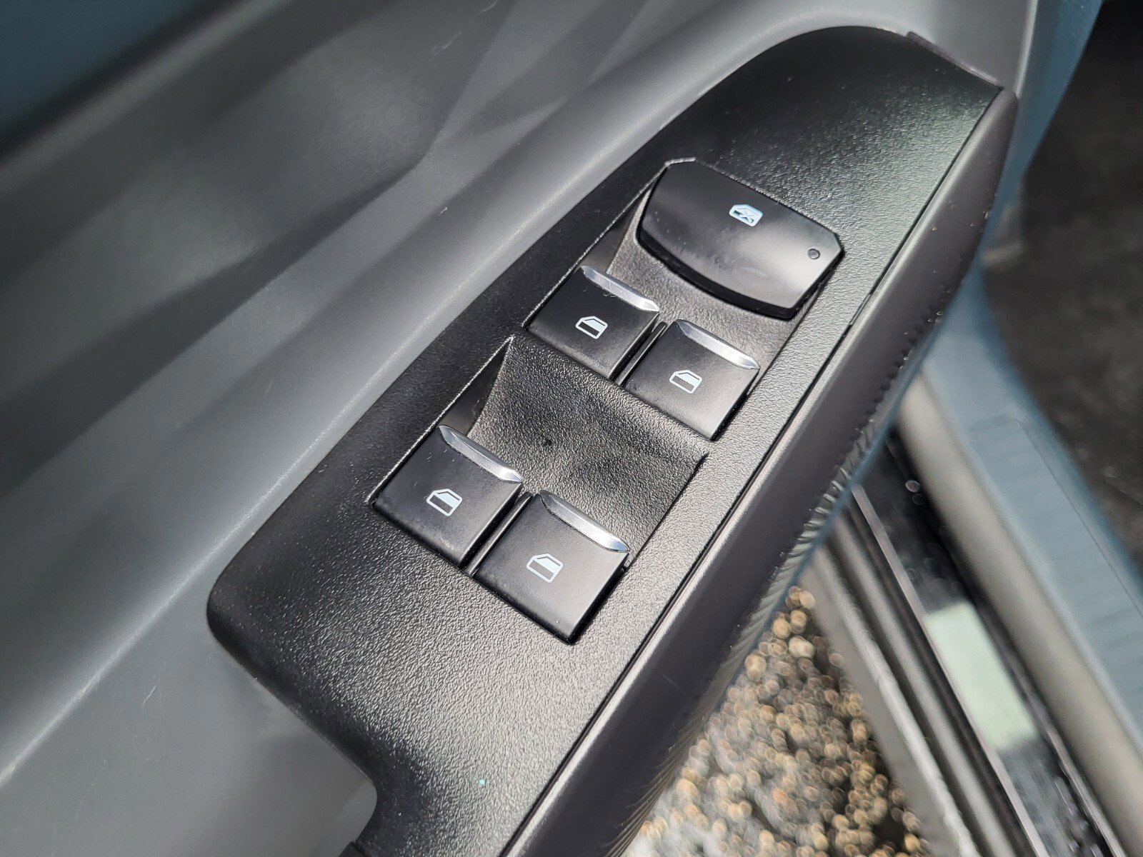 Certified 2024 Ford Maverick XL image 18