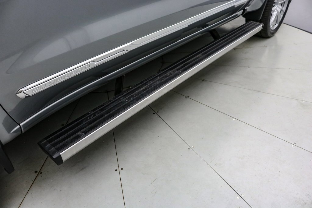 Used 2024 Chevrolet Silverado 1500 High Country w/ High Country Premium Package image 12