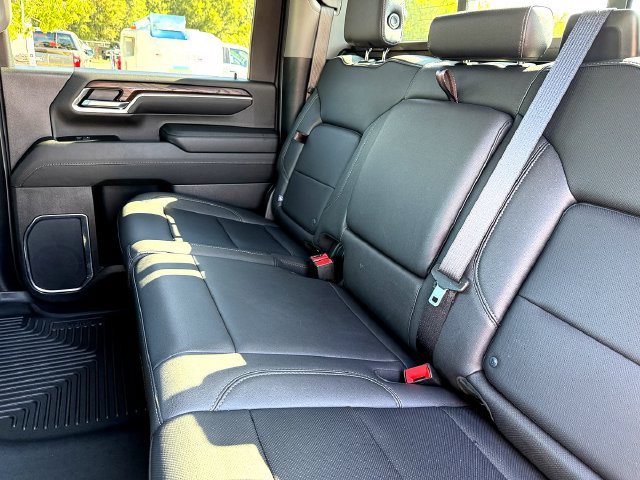 Used 2024 GMC Sierra 2500 SLT w/ SLT Premium Package AWD/4WD image 23