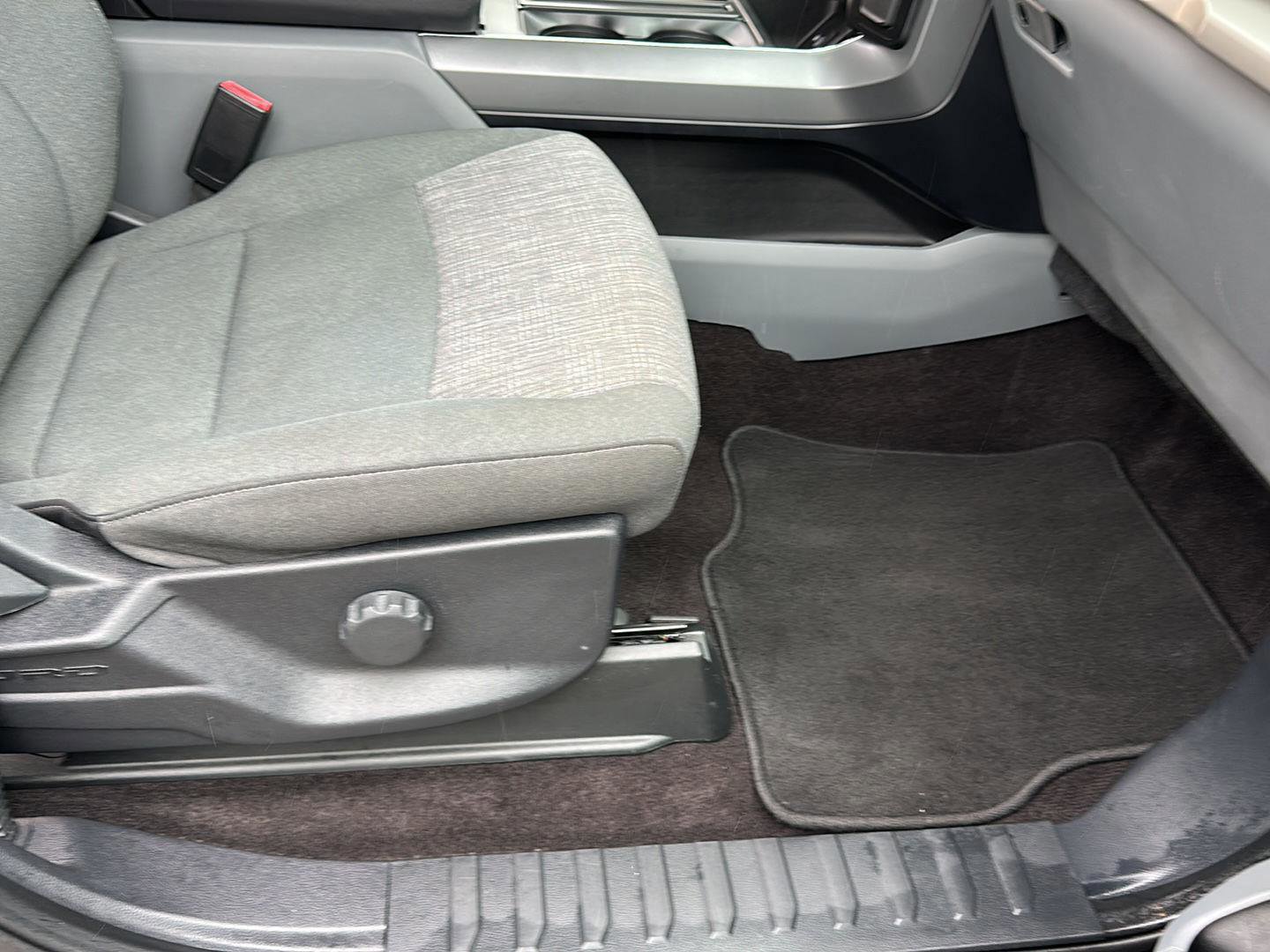 Certified 2021 Ford F150 XLT w/ Equipment Group 301A Mid image 28