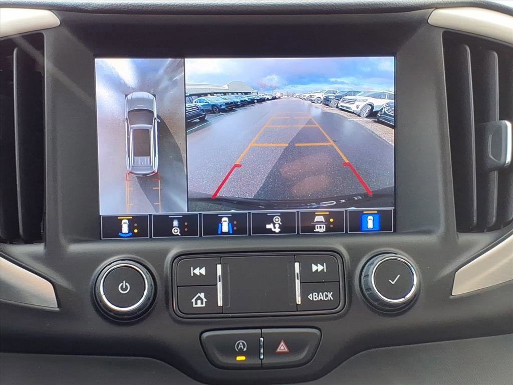 Used 2023 GMC Terrain Denali w/ Black Diamond Edition image 21