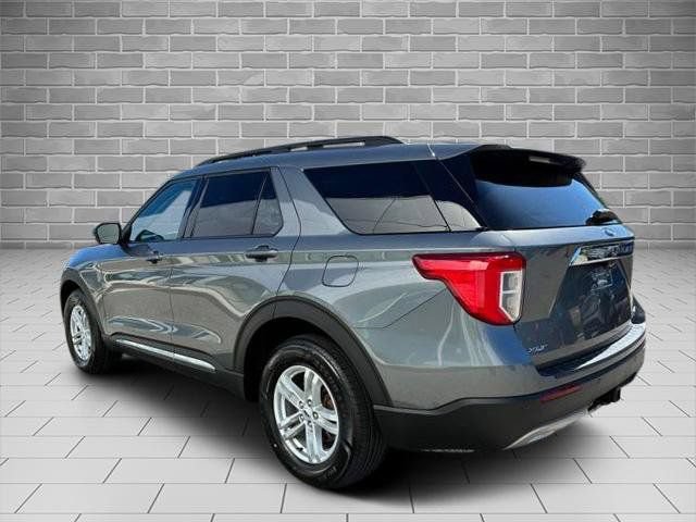 Certified 2023 Ford Explorer XLT w/ Equipment Group 202A AWD/4WD image 7