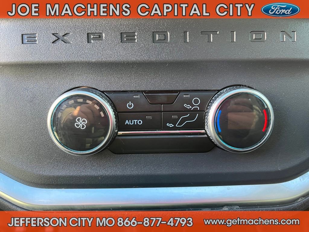 Certified 2025 Ford Expedition Active image 14