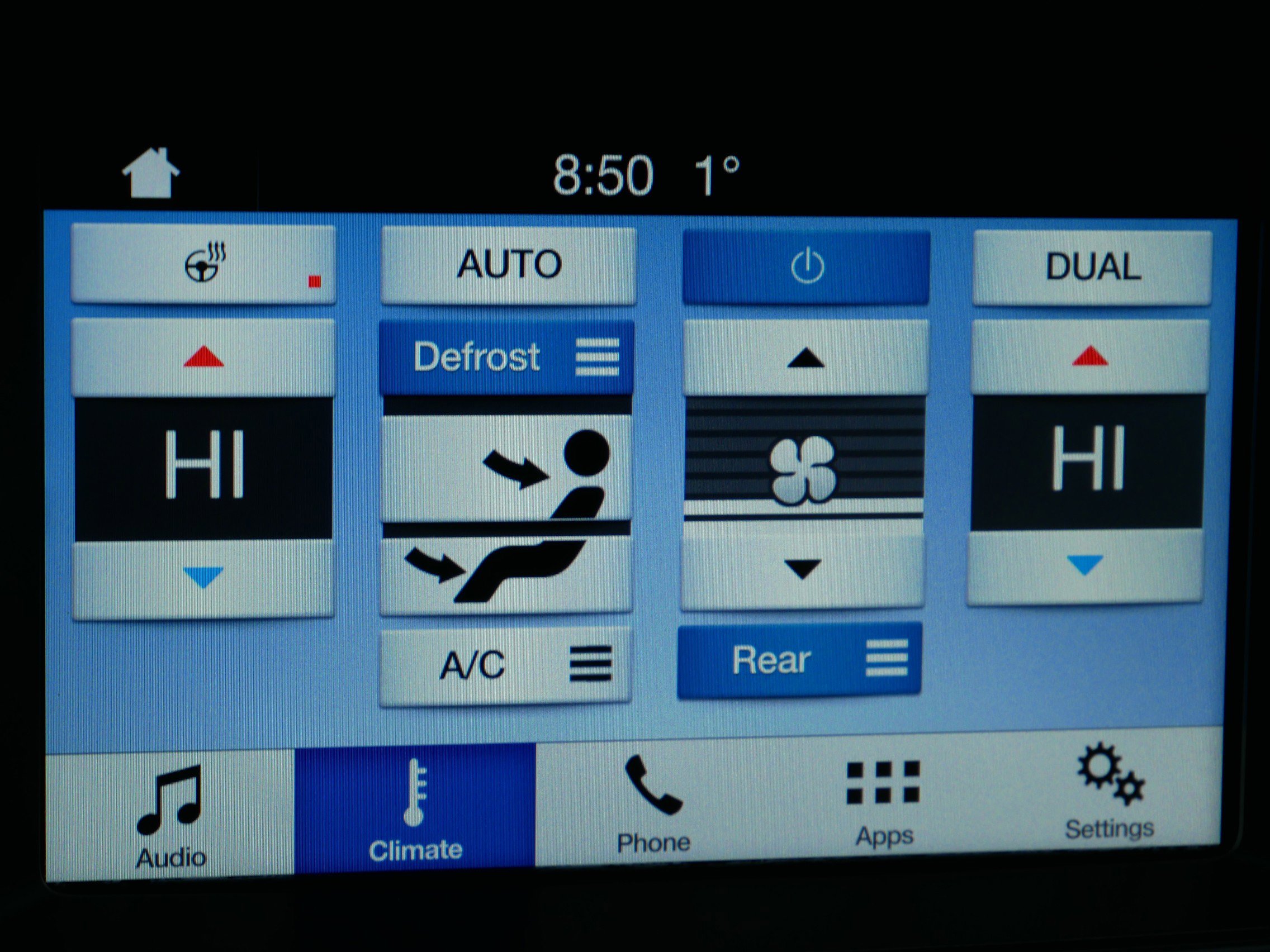 Certified 2017 Ford Explorer XLT w/ Equipment Group 202A image 24